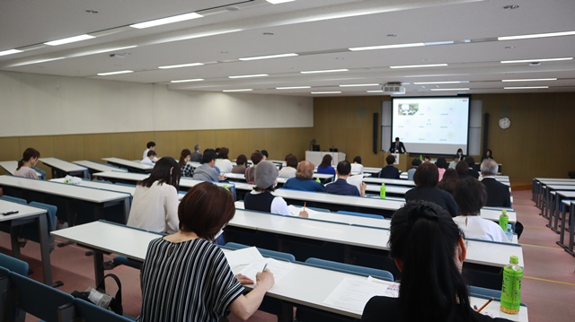 総会の様子3