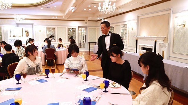 テーブルマナー講座2