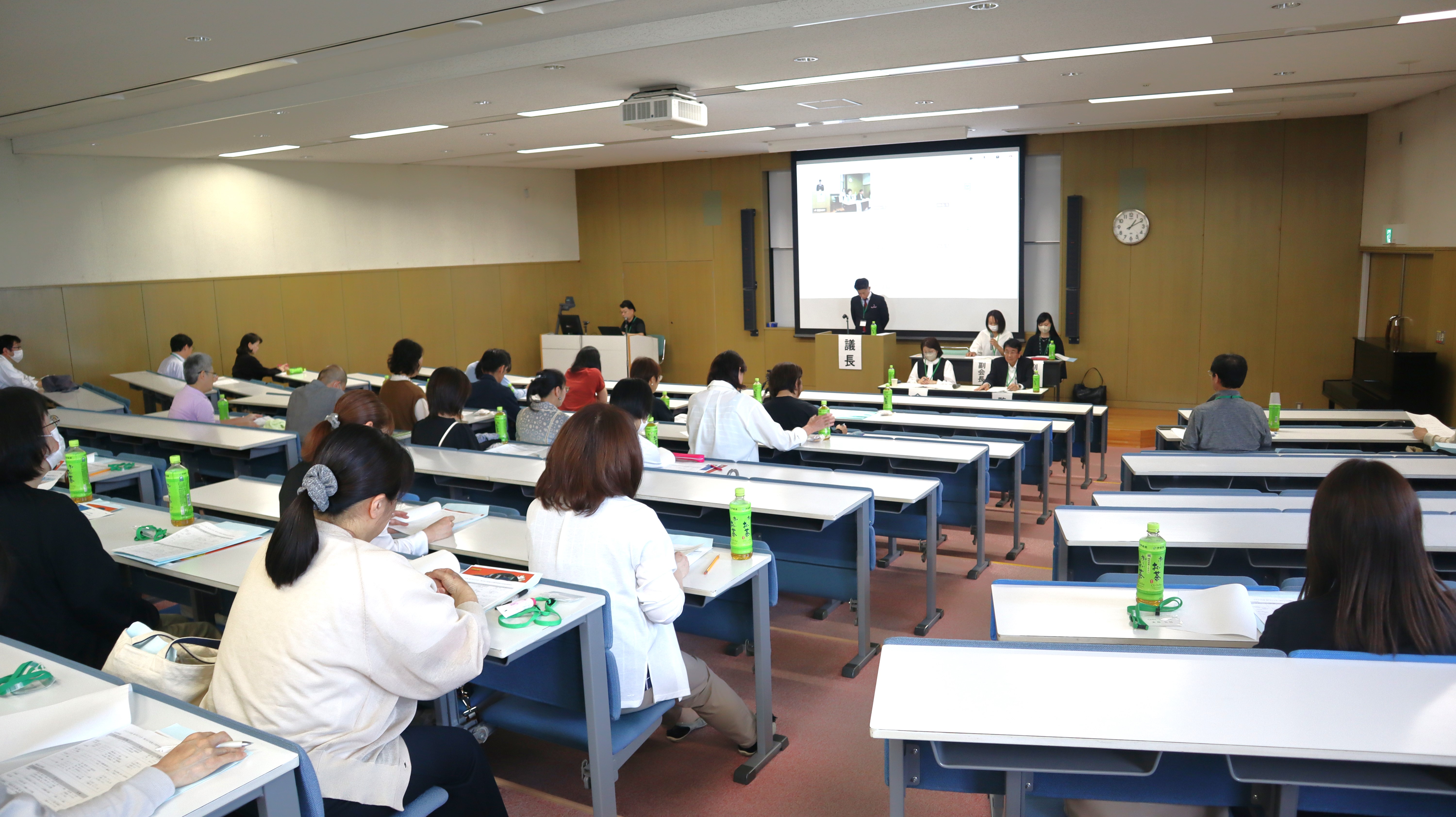総会の様子2